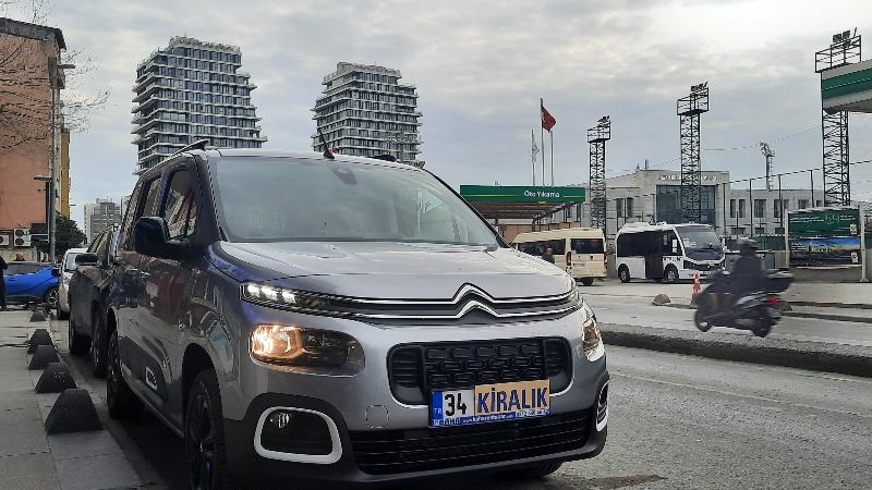 CİTROËN BERLİNGO 2023