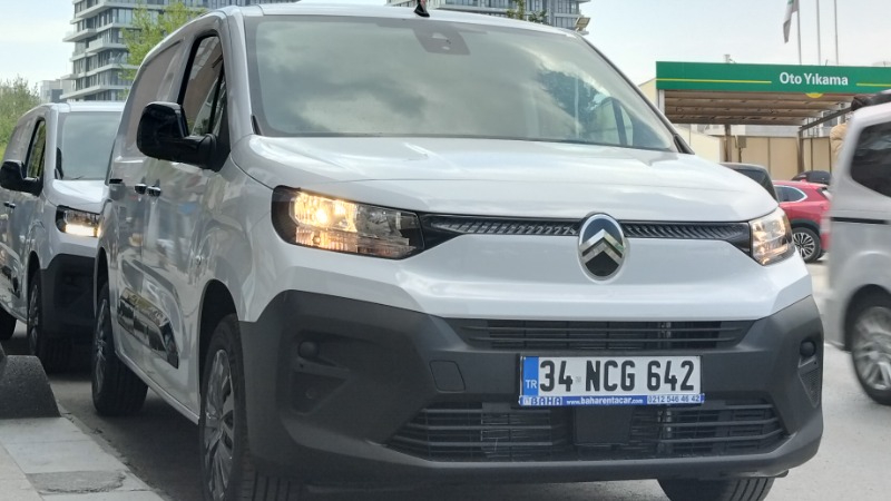 CİTROËN BERLİNGO OTOMATİK PANELVAN