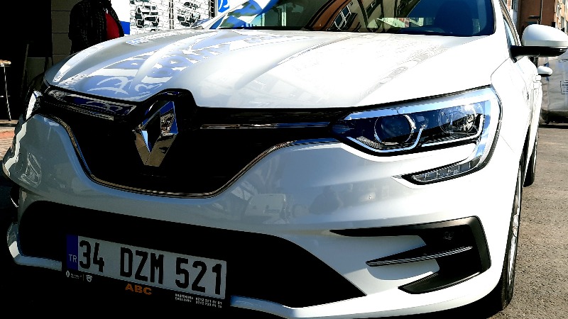 RENAULT MEGANE